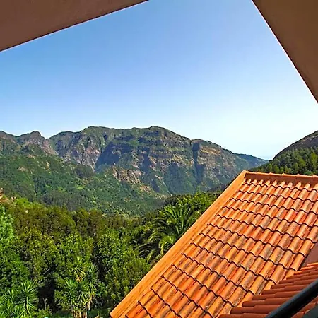 Valley View Encumeada Hotel