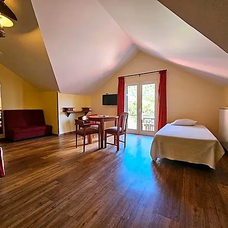 Valley View Encumeada Hotel